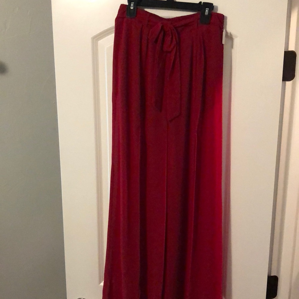 Women’s wide leg pants